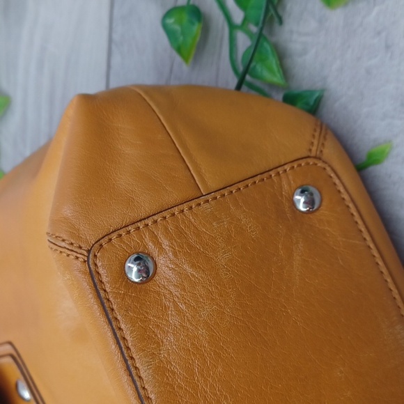 Coach F15045 Pleated Soho Y2K Shoulder Bag - Picture 9 of 15